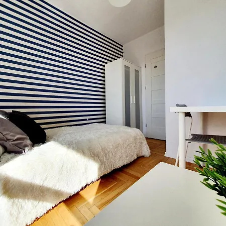 Pokoje Przy Plazy - Bitwy Pod Plowcami 6 Apartment Sopot